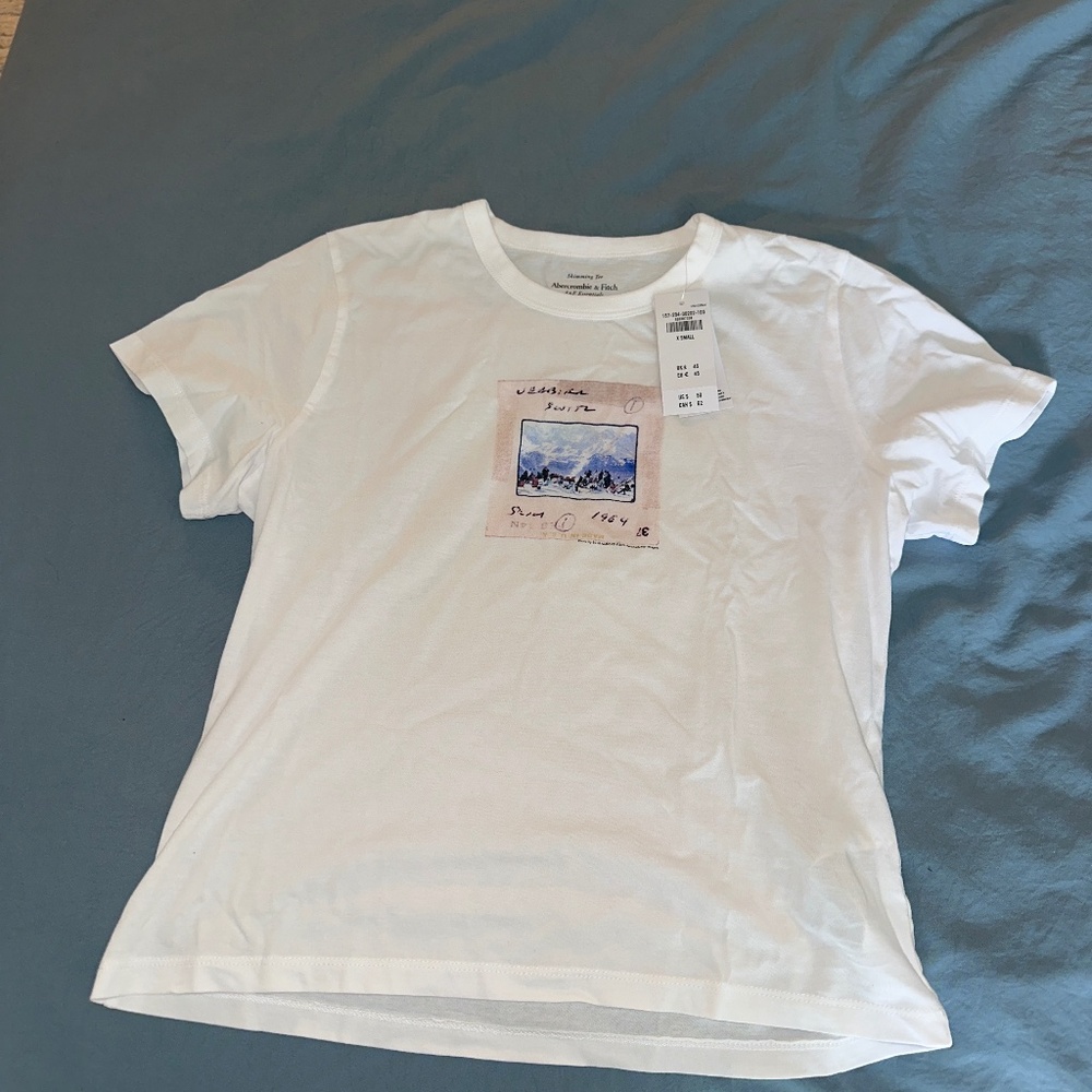 Skimming Baby Tee